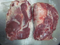 Мясо-Свинина лопатка б/к вес МПП Южное ГОСТ 22.0х1 с/м (8кг)